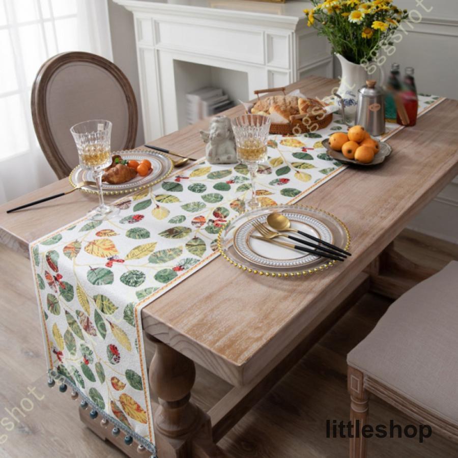 Amazon｜テーブルランナー ランチョンマットセット テーブル マット 食卓ランナー テーブルウエア おもてなし 食卓飾り モダンテーブルフラグ  断熱 清潔しやすい 滑り止め ズレ防止 お家用 レストラン ホテル用品 パーティー上品 丸洗い テーブルクロス 森ガール風花柄 ... テーブルランナー ランチョンマットセット テーブル マット 食卓ランナー テーブルウエア おもてなし 食卓飾り モダンテーブルフラグ