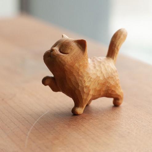 猫 ねこ ネコ 置物 置き物 木彫 一刀彫 リアル繊細彫飾り お土産 猫 ねこ ネコ 置物 置き物 木彫 一刀彫 リアル繊細彫飾り お土産