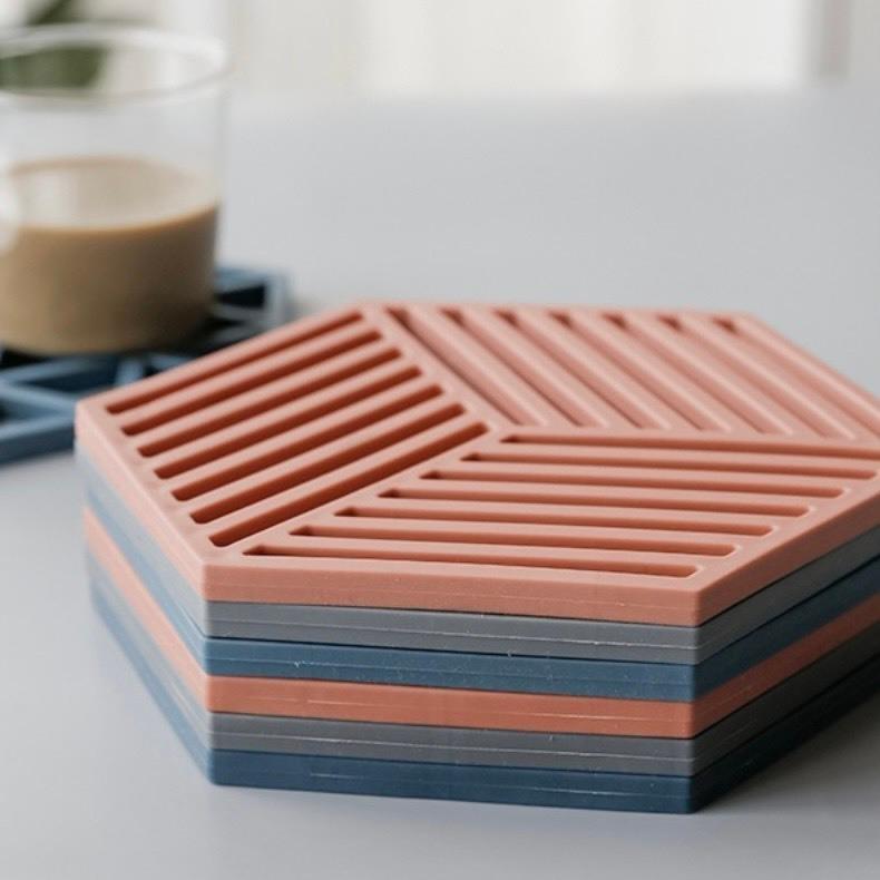 鍋敷き シリコン おしゃれ 北欧 タイル なべしき 幾何学模様 耐熱 防水 インテリア雑貨 |  | 07