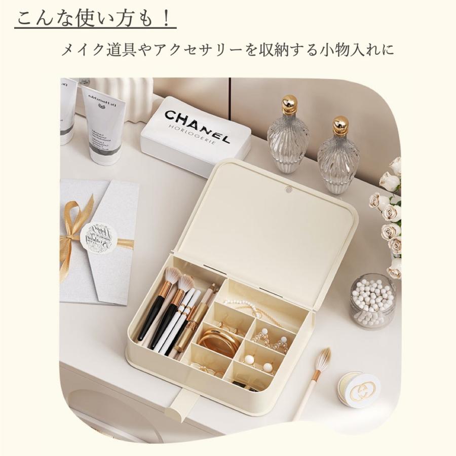CHANEL コスメスタンド 小物入れ 14仕切 CHANEL コスメスタンド 小物入れ 14仕切