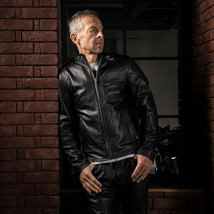 【極美品】リューグーレザー☆プロテクター　パンチングレザー　シングルライダース Liugoo Leathers 本革 プロテクター付シングルライダース