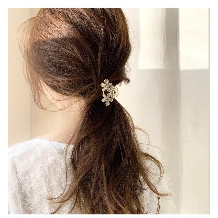 バンスクリップ ミニ ハーフアップクリップ 前髪クリップ 花柄 ヘアクリップ 小さ目 おしゃれ アクセサリー 髪留め 小 大人かわいい レディース 前髪 クリップ C1 Live Nows 通販 Yahoo ショッピング