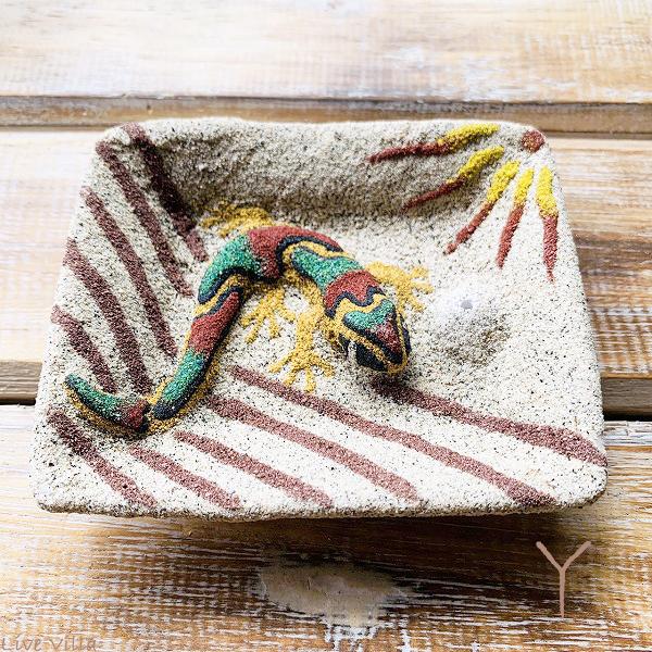 お値下げ　当時物　貴重　アジアン雑貨購入　珍しい石製　像のお香立て　新品未使用 お値下げ 当時物 貴重 アジアン雑貨購入 珍しい石製 像のお香