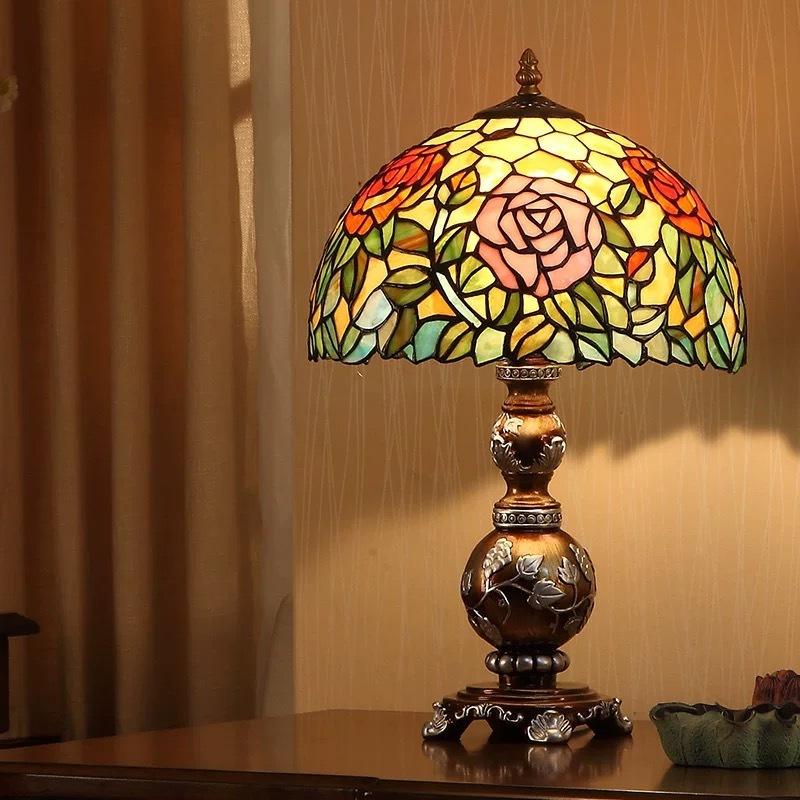 即日発送 インテリア 卓上ライト おしゃれ テーブルランプ ステンドグラスランプ 寝室 書斎 北欧 レトロ 卓上照明 間接照明 テーブルライト カラー No 2 Folliq4 Com