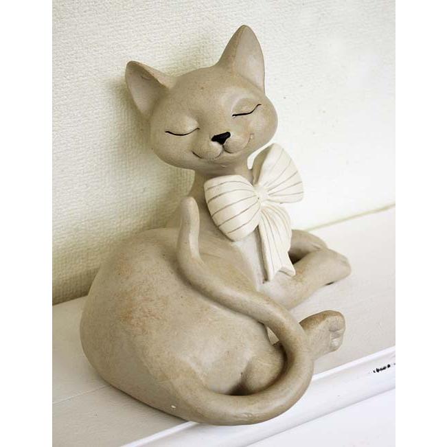 輸入雑貨 ネコ 猫 置物 オブジェ リボン リラックスねこ おすまし顔