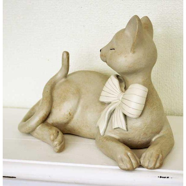 輸入雑貨 ネコ 猫 置物 オブジェ リボン リラックスねこ おすまし顔