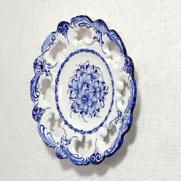 ポルトガル製 輸入雑貨 絵皿 壁飾り 陶器 花柄 ホワイト ブルー 透かし