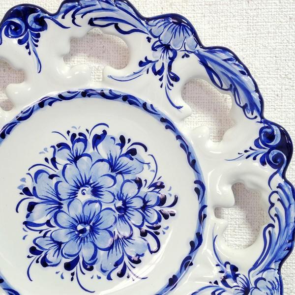 ポルトガル製 輸入雑貨 絵皿 壁飾り 陶器 花柄 ホワイト ブルー 透かし