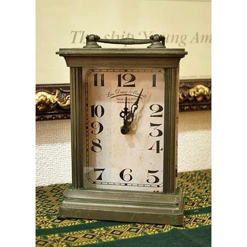 置き時計アンティーク風木製時計ウッドクロック北欧シャビー