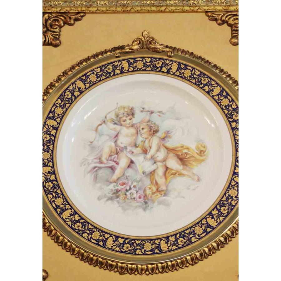【謝恩セール特価】イタリア製 輸入雑貨 絵皿フレーム 装飾額 カポディモンテ焼き 天使柄 COR-1720 送料無料 直輸入 リビングスタジオの画像