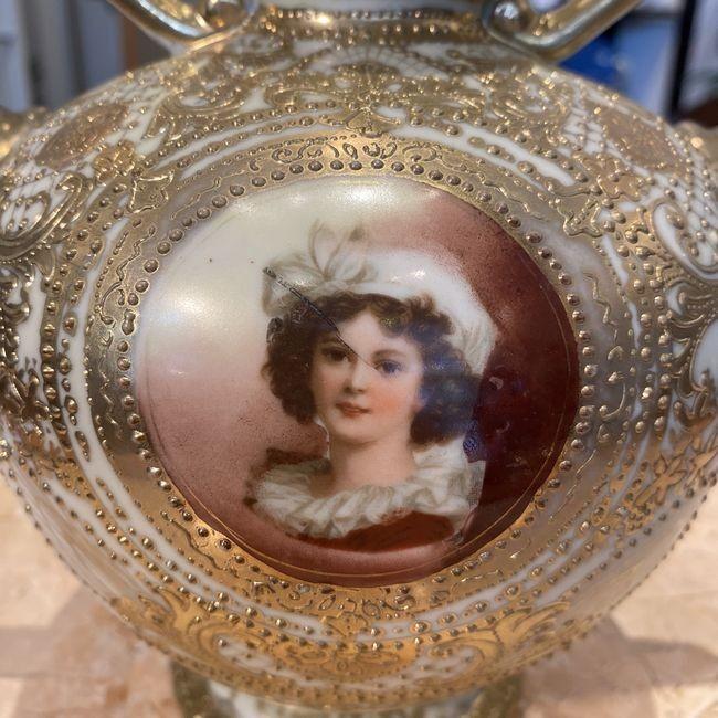 ノリタケ オールドノリタケ ポートレート金盛上薔薇紋双耳花瓶