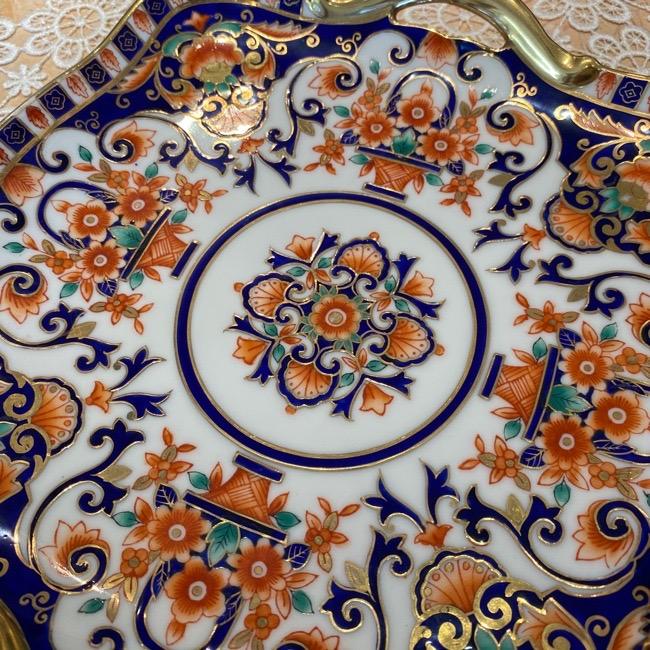 ノリタケ オールドノリタケ 金彩花図紋 伊万里写し 取手付きプレート