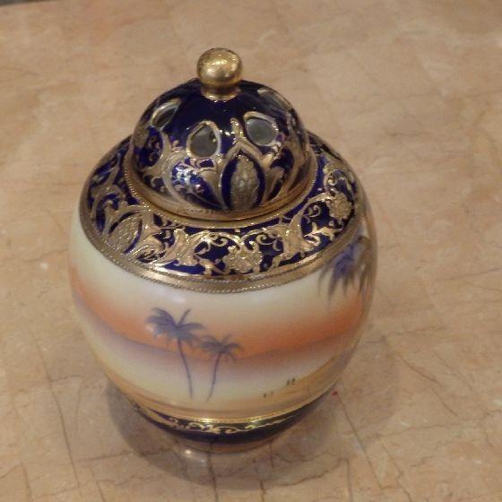 ノリタケ オールドノリタケ 金盛砂漠風景図香炉 ポプリ入れ ノリタケ オールドノリタケ 金盛砂漠風景図香炉 ポプリ入れ