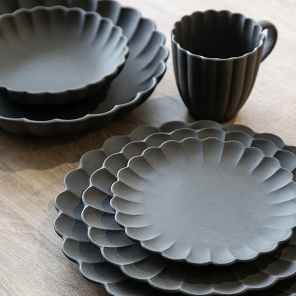 パスタ皿 22cm フローレ 花 輪花 陶器 食器 日本製 食洗機対応 プレート 電子レンジ対応 皿 ワンプレート リビングート ヤフー店 通販 Yahoo ショッピング