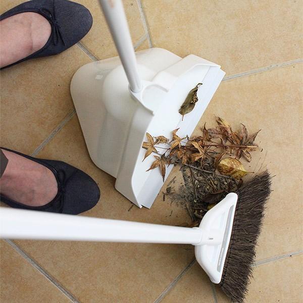 アズマ工業 ほうき ちりとり セット 自立するチリトリ付ほうき アズマ工業 ほうき ちりとり セット 自立するチリトリ付ほうき