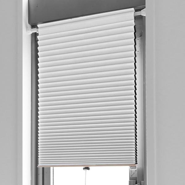 断熱スクリーン 遮光 突っ張り棒なし 幅35×高さ90cm UVカット 小窓用