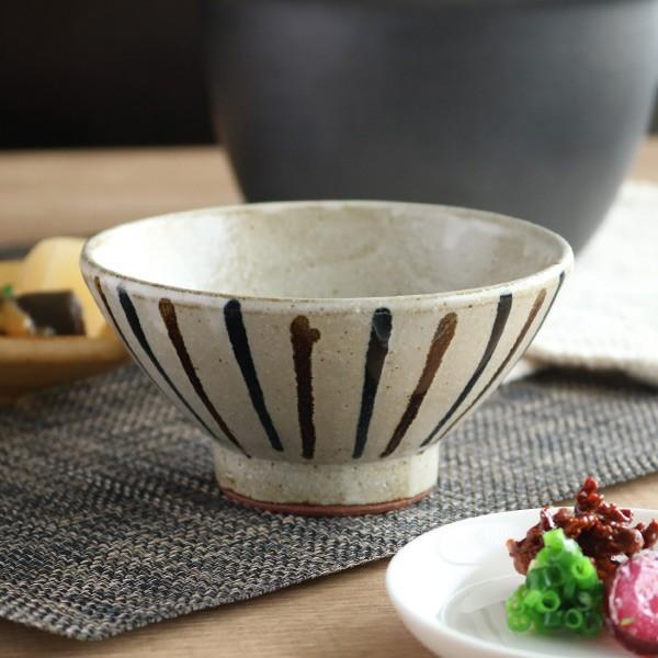 茶碗 284ml 五月雨二色十草 和食器 美濃焼 陶器 日本製 （ お茶椀 和柄