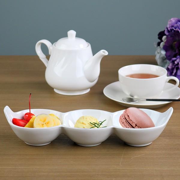 仕切り皿 3連 皿 ボウル 小鉢 おしゃれ 磁器 4個セット （ そら豆 和