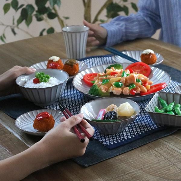 ボウル 13cm 風雅 月白 皿 和食器 磁器 日本製 （ 浅鉢 白 食洗機対応