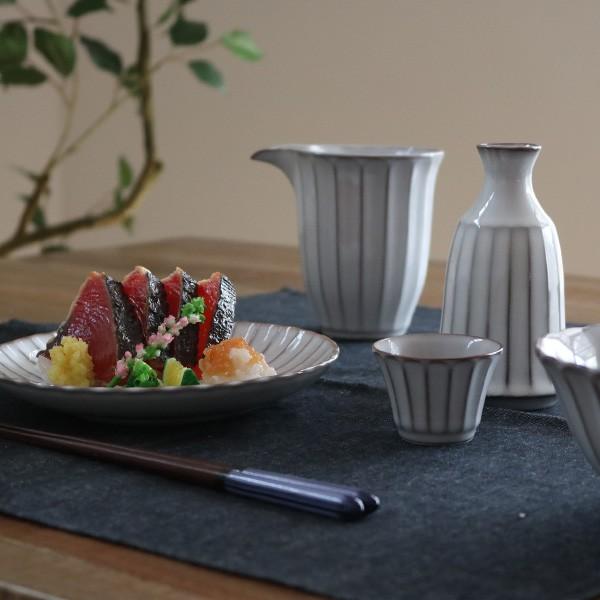 片口 330ml 風雅 月白 和食器 磁器 日本製 （ 酒器 約1.8合 注ぎ口 食