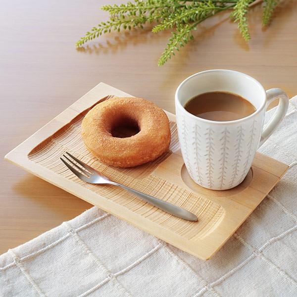 お盆 22cm トレー 彫刻 天然木 プレイスマット ランチョンマット 皿