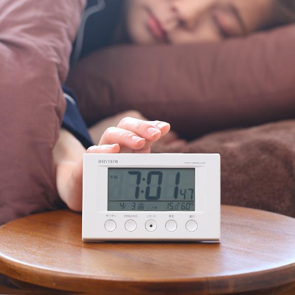 目覚まし時計 電波時計 温湿度計 カレンダー付き フィットウェーブスマート 置き時計 めざまし時計 卓上めざまし時計 お中元 最大56％オフ 電波 デジタル