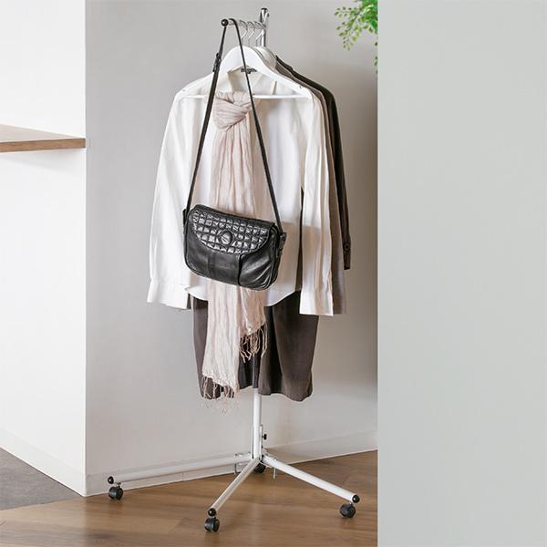 ハンガー ラック 三角コーナーハンガー 折りたたみ 組立式 （ パイプ