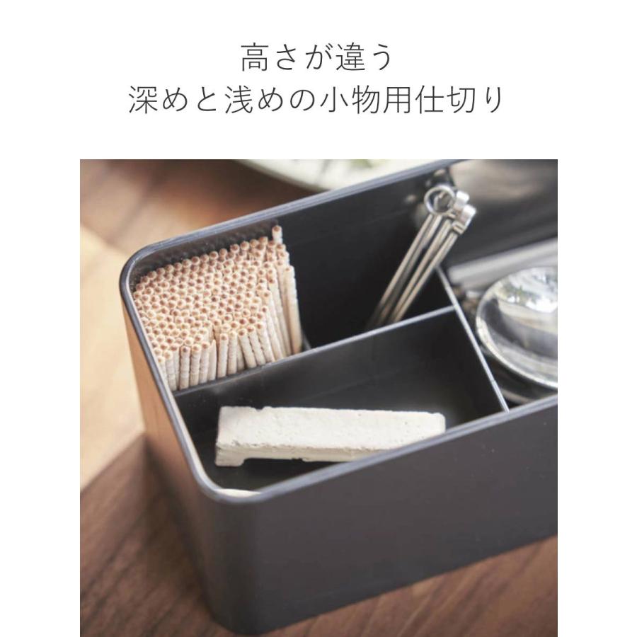 [新品] 鉄扇　風林火山金色文字入り 収納ケース付き 新品] 鉄扇 風林火山金色文字入り 収納ケース付き