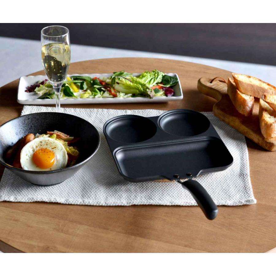 ふわふわ　3個 Amazon | 【ミツバストア】フライパン 仕切り付き 玉子焼き器 同時調理
