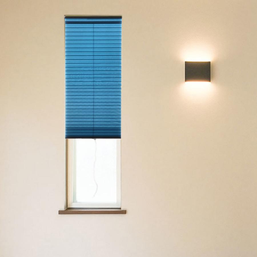 遮光・遮熱ハニカム構造の小窓用シェード スマイル商店 遮光1級 ハニカムシェード 小窓 遮熱 丈210cm 幅61~90cm