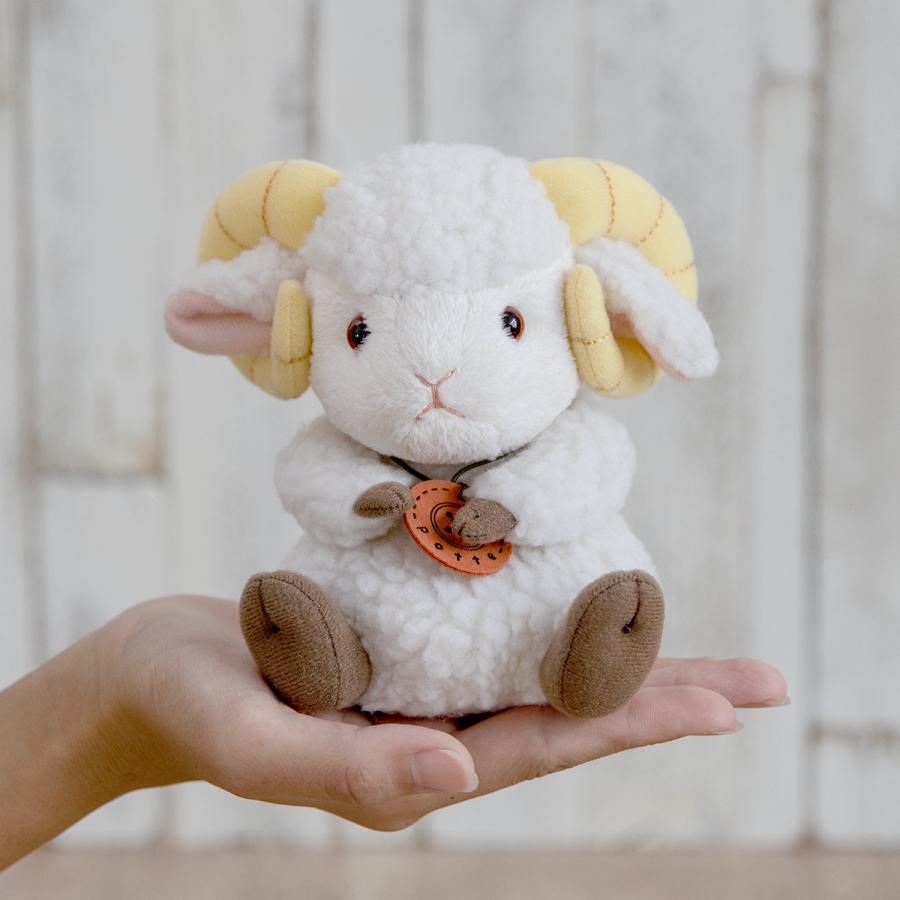 * antique sheep ✵ * クリーム色リボンの キュートな羊さん antique sheep ✵ * クリーム色リボンの キュートな羊さん