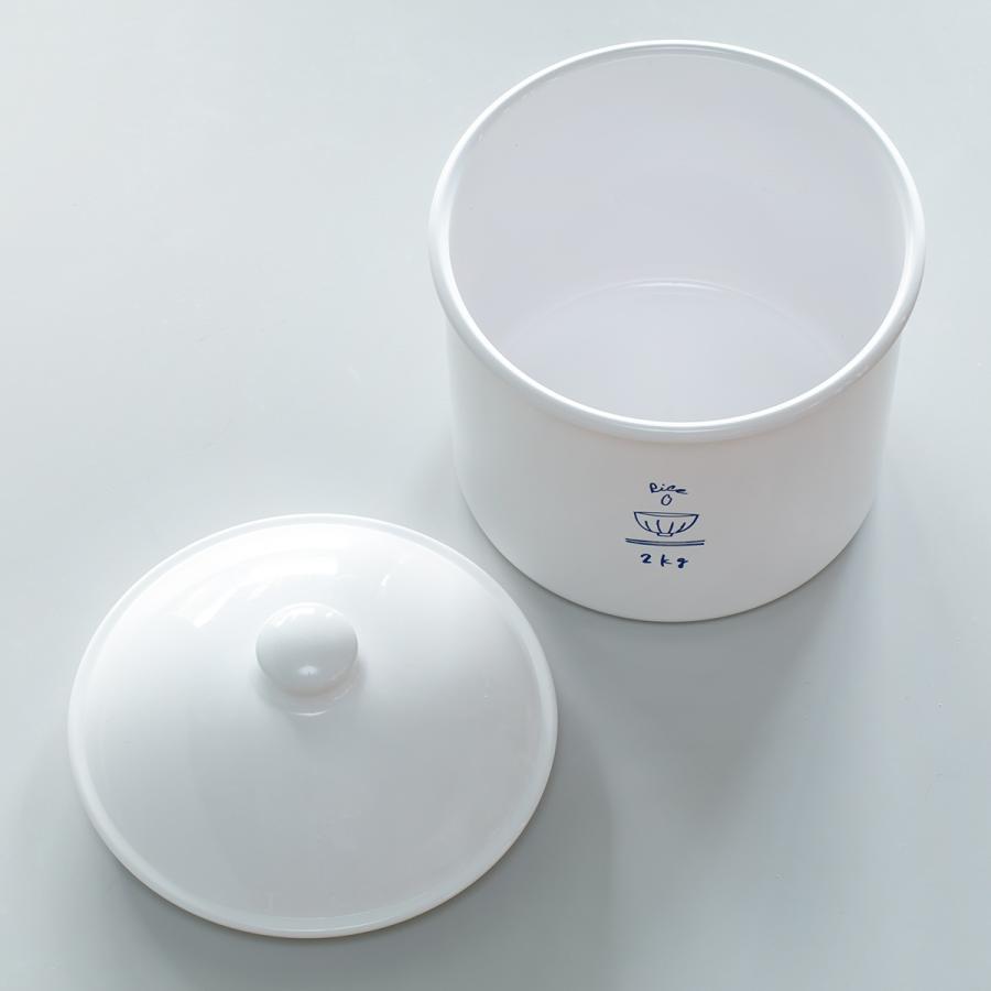 米びつ 2kg RICE CAN （ 日本製 密閉 冷蔵庫 保存容器