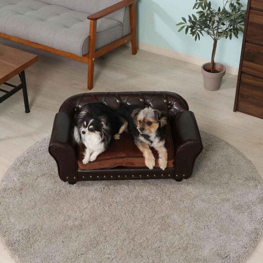 不二貿易（Fuji Boeki） ペットソファ 幅74cm チェスターフィールド風