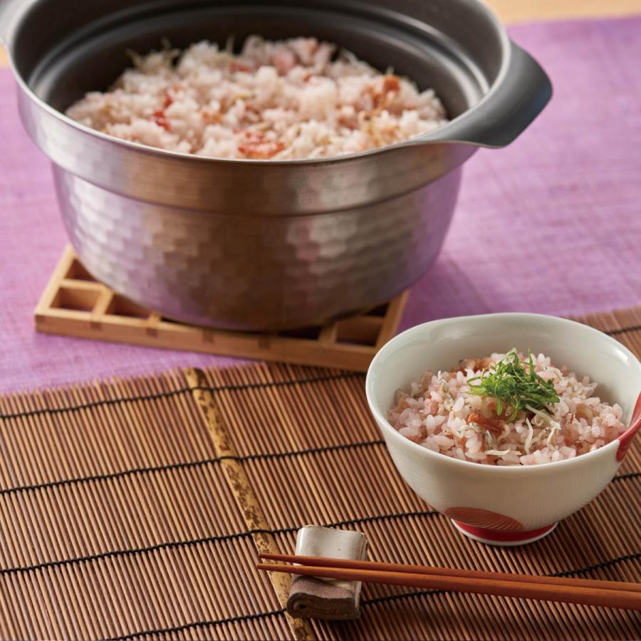 HARIO 雪平ご飯釜 1〜3合 IH対応 ガラス蓋付き フタがガラスの HARIO 雪平ご飯釜 1〜3合 IH対応 ガラス蓋付き フタがガラスの
