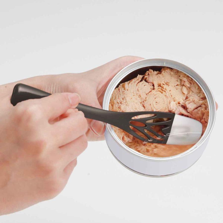 貝印 穴あきスプーン シリコン製 缶底までかき出せる穴あきスプーン 食