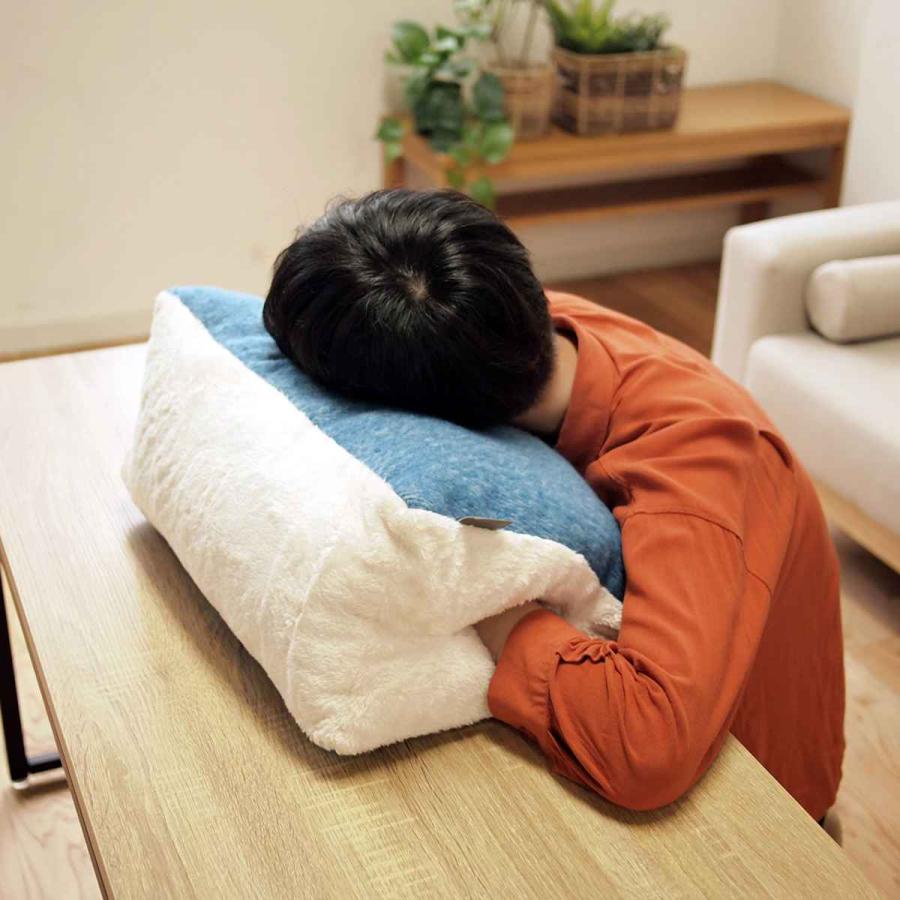 クッション フロスト ハンドインクッション 手洗い可能 （ 抱き枕