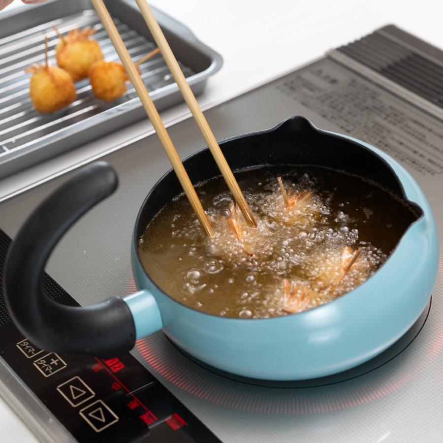 【超昭和レトロ】　希少　大型炒め鍋　持ち手つき　フライパン　災害時用 超昭和レトロ】 希少 大型炒め鍋 持ち手つき フライパン 災害時用