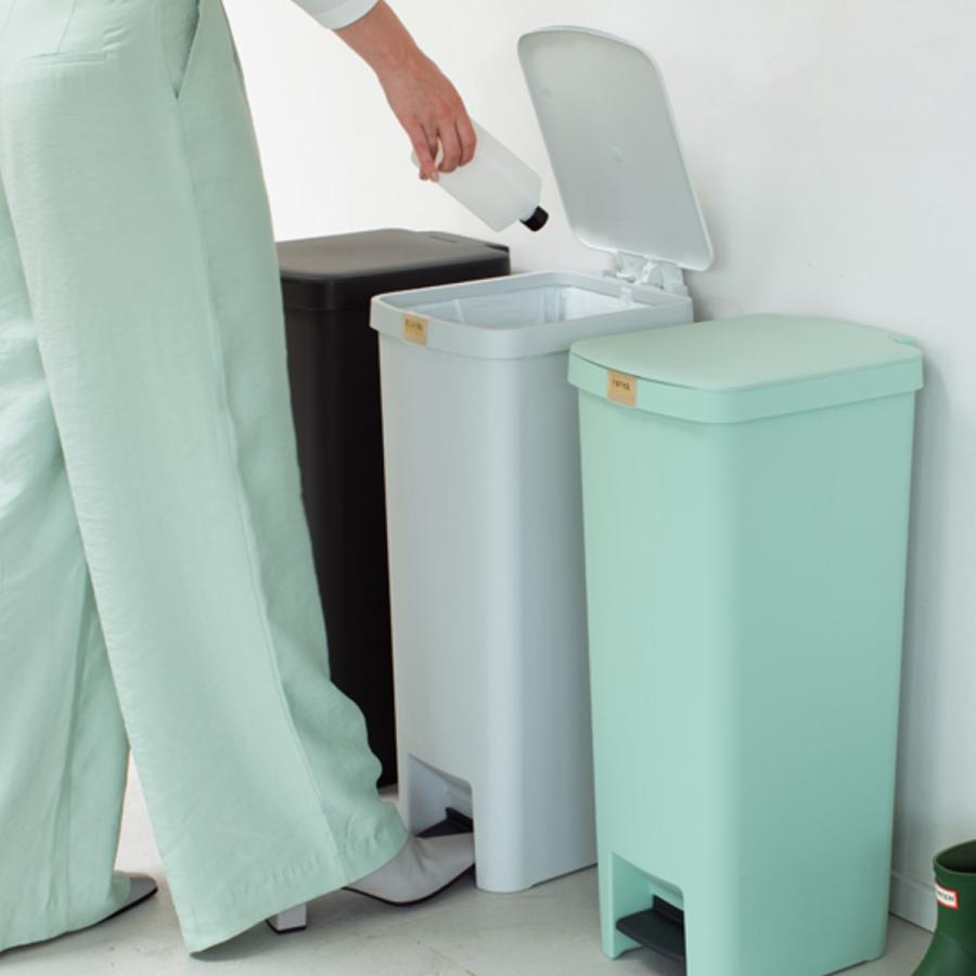 brabantia ゴミ箱 40L ステップアップペダルビン40L brabantia ゴミ箱 40L ステップアップペダルビン40L