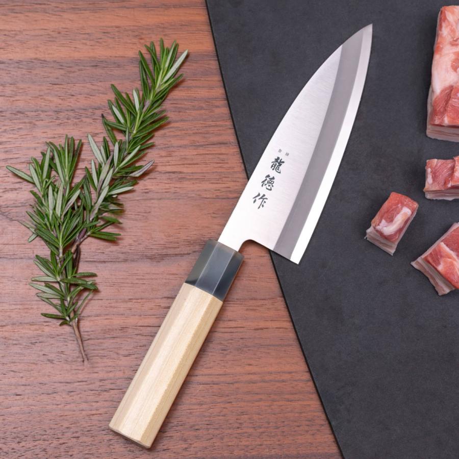 出刃包丁 15cm 龍徳作 八角柄 和包丁 日本製 （ 包丁 片刃 刺身 魚包丁