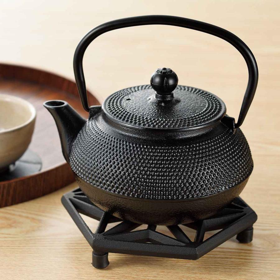 パール金属 鍋敷 スプラウト 鉄鋳物製 三つ巴 麻の葉 （ なべ敷き 鍋