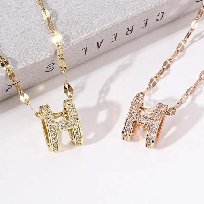 ネックレス イニシャルH k18RGP czダイヤモンド Hモチーフ 高品質