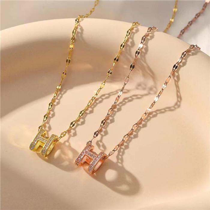 ネックレス イニシャルH k18RGP czダイヤモンド Hモチーフ 高