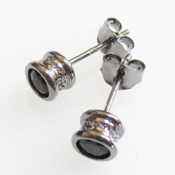 yasu着用　Roen BLACK スタッドピアス　シルバー925 オニキス Roen（ロエン） スタッドピアス Roen BLACK ロエンブラック シルバー