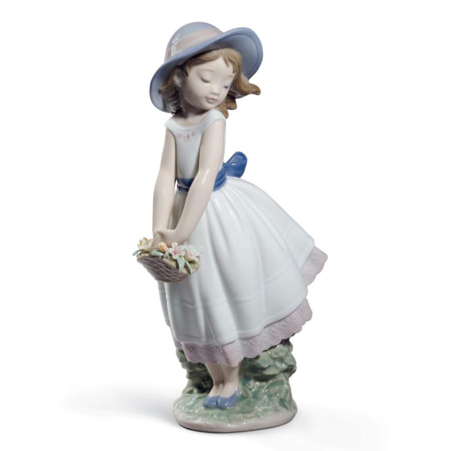 予約販売品 Lladro リヤドロ 女の子 娘 純潔 少女 Pretty Innocence 8733 信頼 Srktti In
