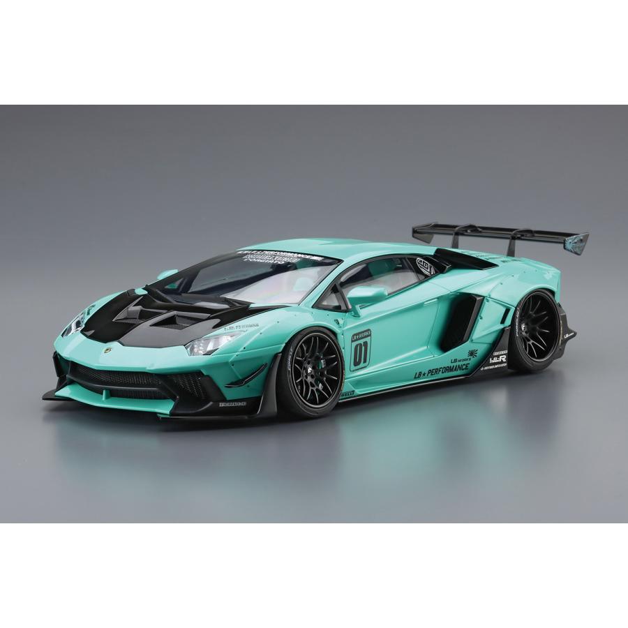 青島文化教材社 1/24 LBワークス ランボルギーニ アヴェンタドール