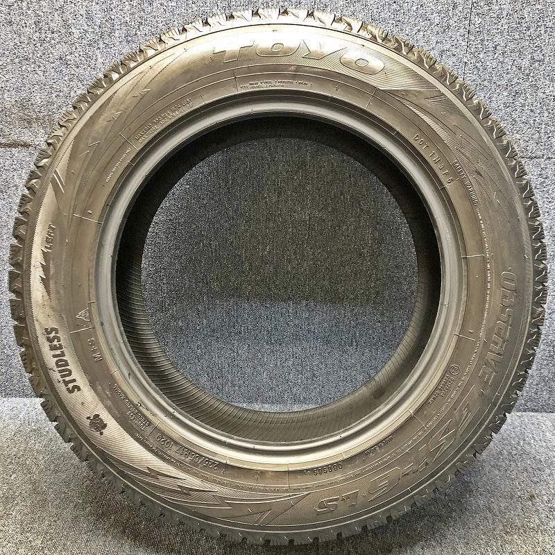 OBSERVE ☆2021年製 225/65R17 102Q TOYO GSi-6 LS 中古 スタッドレス