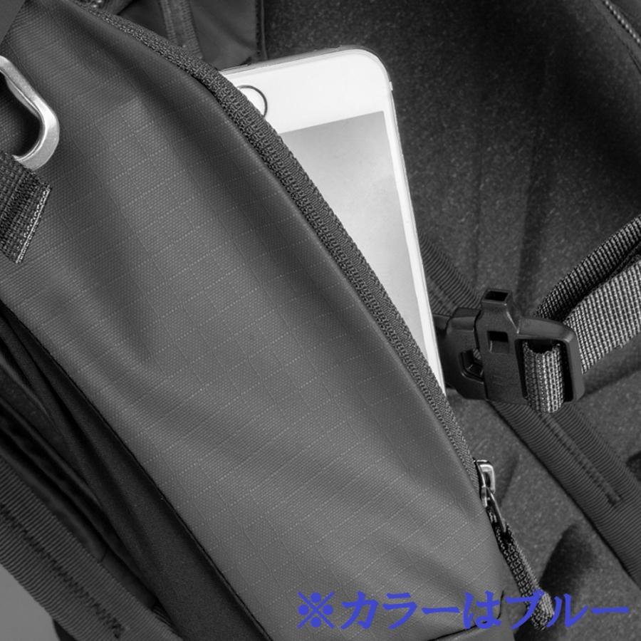 Summit Creative (サミットクリエイティブ) メトロポリス 32L ロールトップ バックパック ブルー / カメラバッグの画像