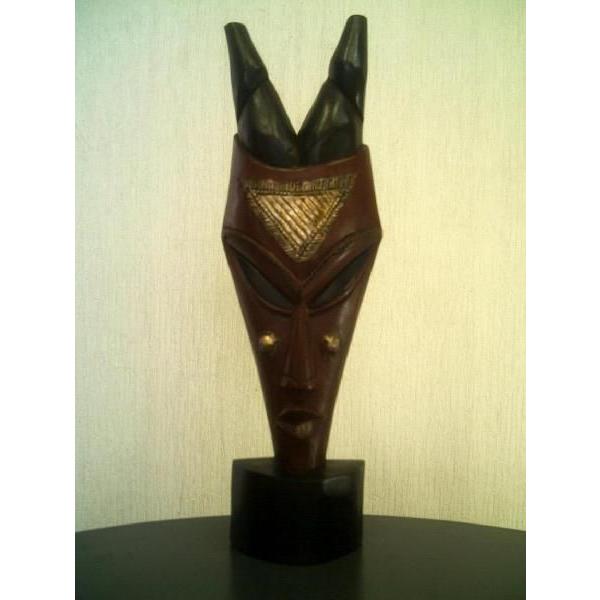 アフリカ彫刻立像仮面「愛情」/頭顔置物マスク/オブジェ木彫 直接契約 テレビ台やラックの上に!｜local-tokitoki