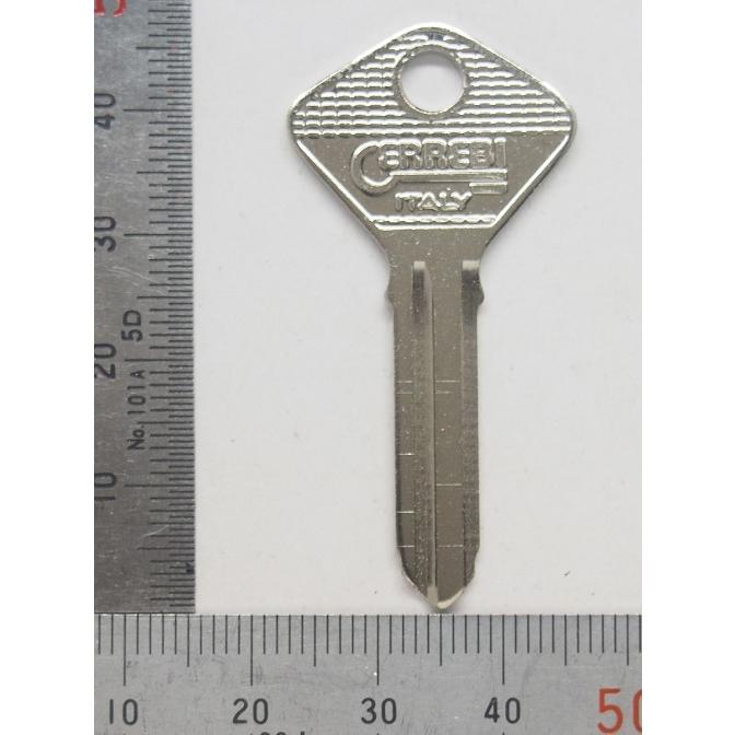 アルファロメオ アルフェッタ 2000GTV ガスキャップ ブランクキー FUEL 燃料 FAA2 ERREBI 合鍵材料 FAA2