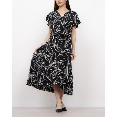 DKNY（ダナ・キャラン・ニューヨーク） 抜け感と上品さが共存する